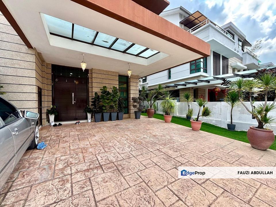 [RENOVATED] 2.5 Storey Semi D Restrees USJ 17 Subang Jaya, Selangor, Subang Jaya