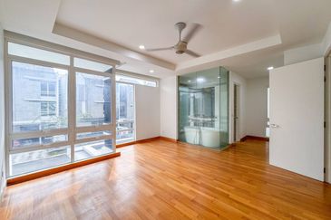 Duta Villa, Presint 14