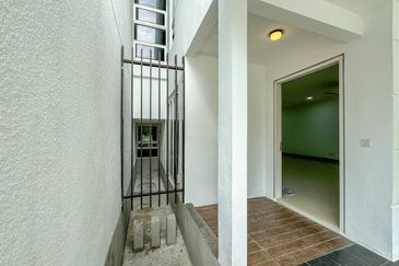 Duta Villa, Presint 14