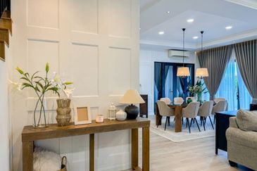 Lucent Residence @ twentyfive.7