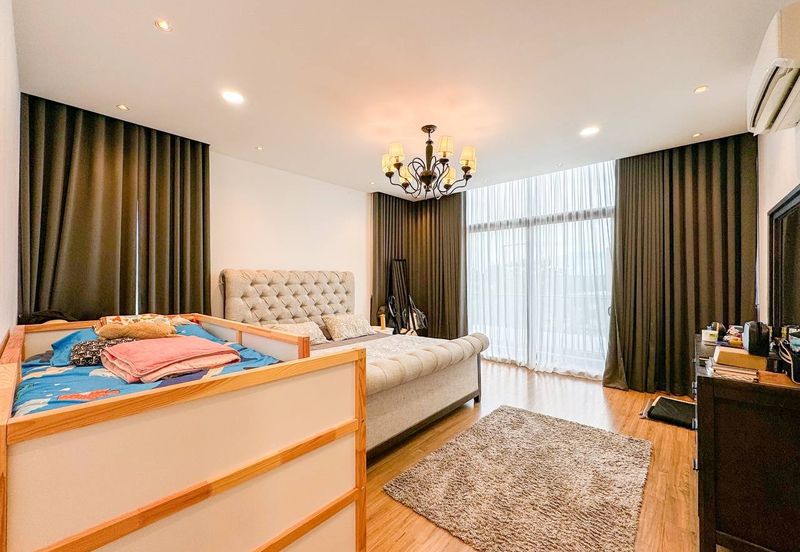 Lucent Residence @ twentyfive.7