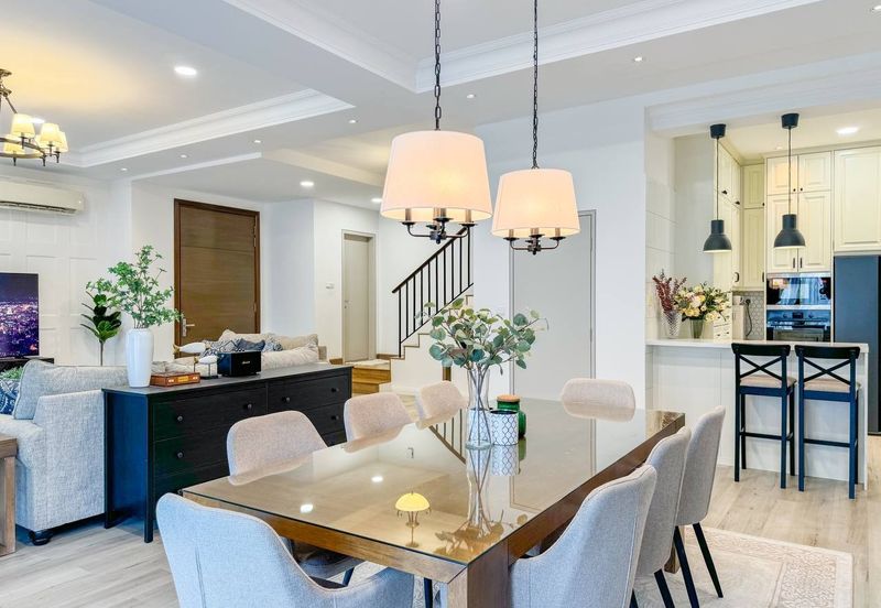 Lucent Residence @ twentyfive.7