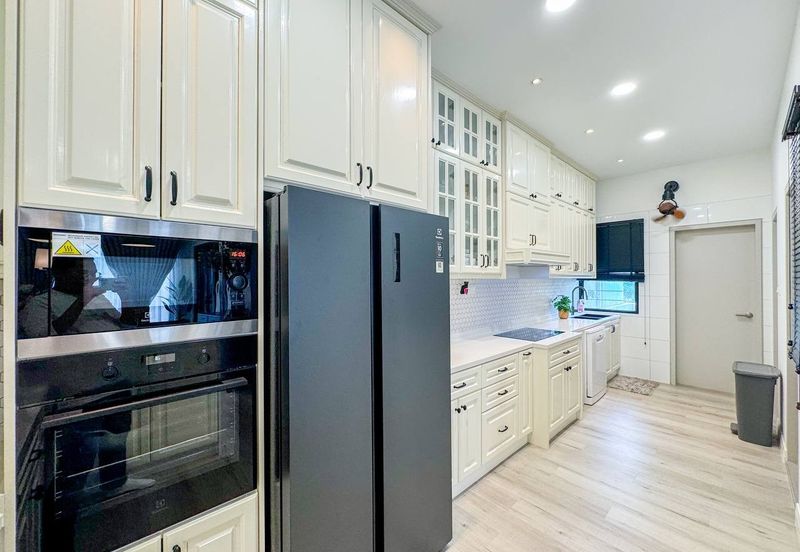 Lucent Residence @ twentyfive.7