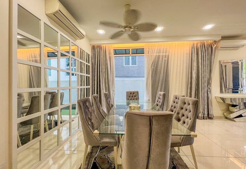 Saville @ The Park - Twin Villa