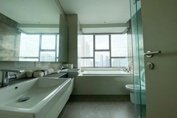 Suasana Bukit Ceylon