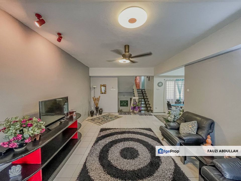 Fully Furnished Renovated 2.5 Storey Townvilla Bukit Bandaraya Bangsar, Kuala Lumpur, Bangsar