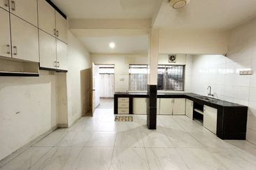 Lorong Tempinis Kanan 2