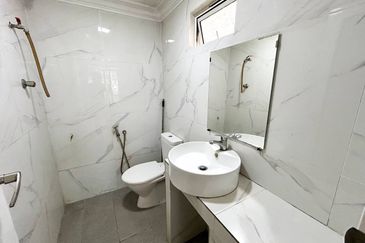 Lorong Tempinis Kanan 2