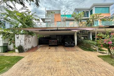 Bangi Lakehill Villas