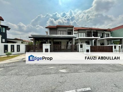 End Lot Fully Renovated Double Storey Terrace Orkestra Alam Impian Shah Alam, Selangor, Shah Alam