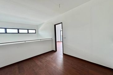 Elmina Green The Eighth @ City of Elmina