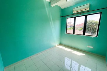 Bandar Tun Hussein Onn