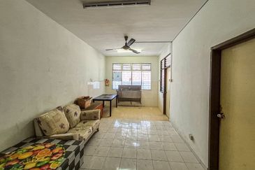 Taman Mawar, Bandar Baru Salak Tinggi