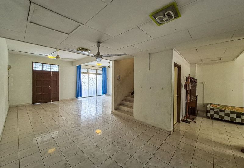 Taman Mawar, Bandar Baru Salak Tinggi