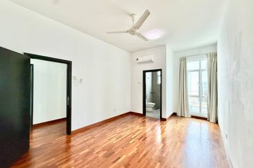 MYDiva, Perdana Lakeview East