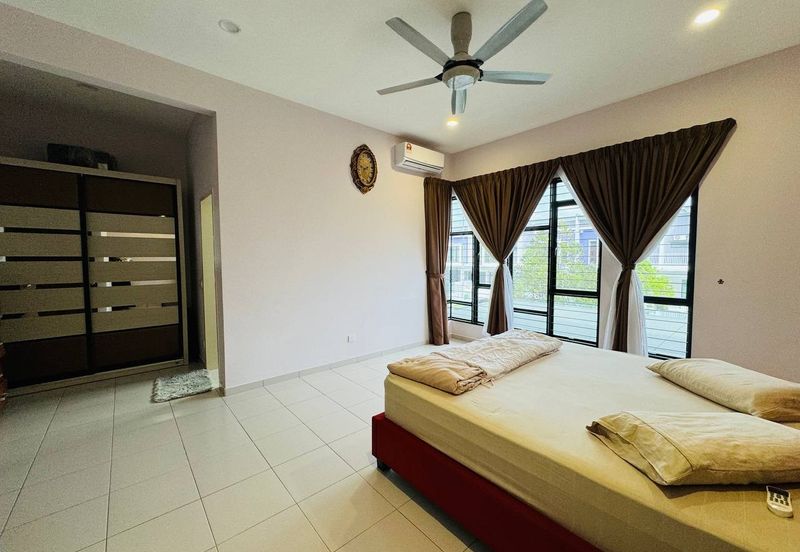 Banyas @ Setia EcoHill 2