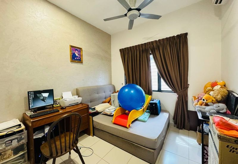 Banyas @ Setia EcoHill 2