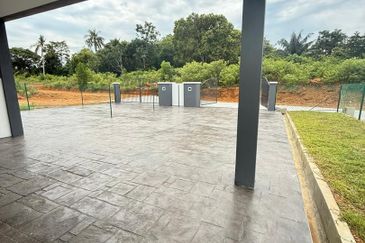 Single Storey Terrace in Port Dickson,Teluk Kemang, 20 X 134 