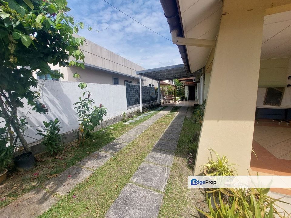 Individual Designed 2 storey detached Bungalow Near IIUM Gombak , Selangor, Gombak