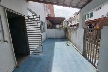 Taman Tamu Hillpark (Seksyen 4)