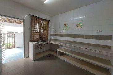 Taman Tamu Hillpark (Seksyen 4)