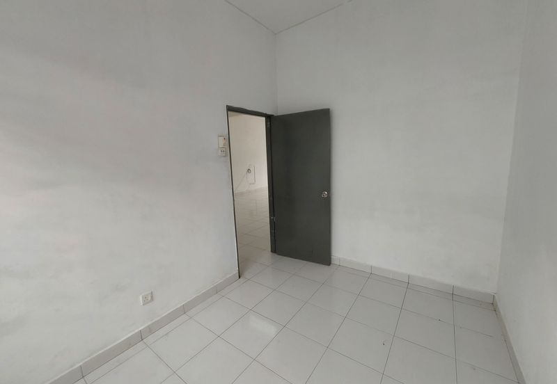 Taman Tamu Hillpark (Seksyen 4)