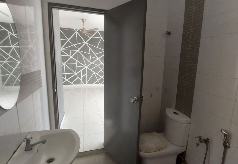 Taman Tamu Hillpark (Seksyen 4)