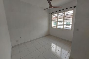 Taman Tamu Hillpark (Seksyen 4)