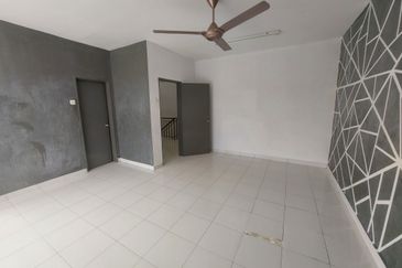 Taman Tamu Hillpark (Seksyen 4)