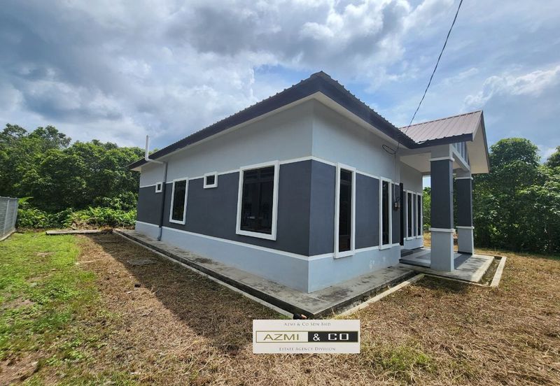 Rumah Banglo Sesebuah/ Tanah Luas / Freehold / Malay Reserve 