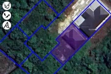 Rumah Banglo Sesebuah/ Tanah Luas / Freehold / Malay Reserve 