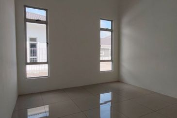 PERUMAHAN BARU SEMI-D 1 TINGKAT DI AYER HITAM, 4KM KE TOLL AYER HITAM