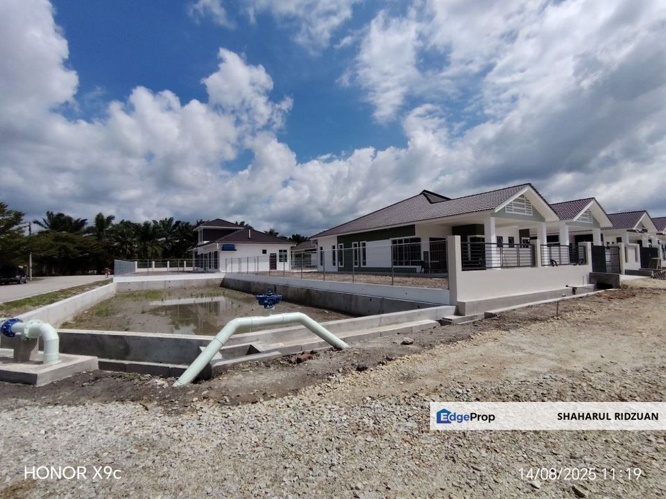 PERUMAHAN BARU SEMI-D 1 TINGKAT DI AYER HITAM, 4KM KE TOLL AYER HITAM, Johor, Ayer Hitam