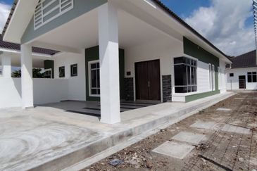 PERUMAHAN BARU SEMI-D 1 TINGKAT DI AYER HITAM, 4KM KE TOLL AYER HITAM