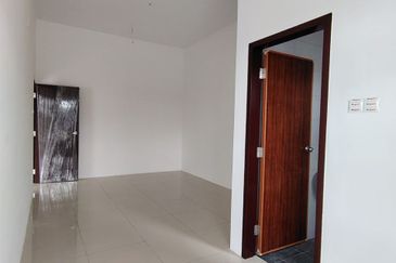 PERUMAHAN BARU SEMI-D 1 TINGKAT DI AYER HITAM, 4KM KE TOLL AYER HITAM