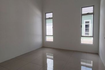 PERUMAHAN BARU SEMI-D 1 TINGKAT DI AYER HITAM, 4KM KE TOLL AYER HITAM