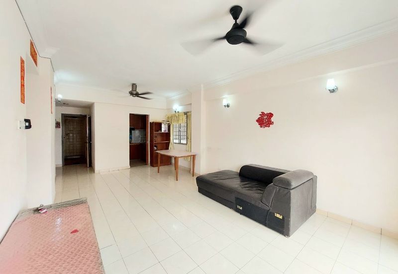 Medan Putra Condominium