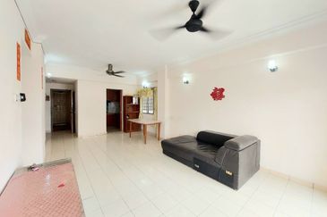 Medan Putra Condominium