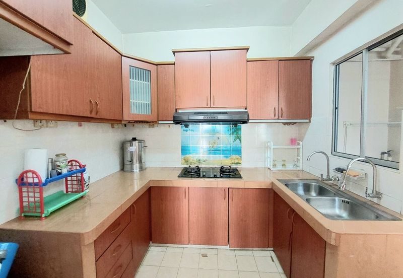 Medan Putra Condominium