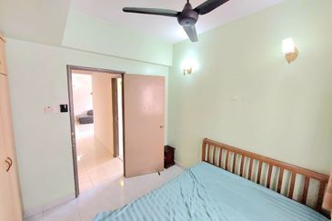 Medan Putra Condominium