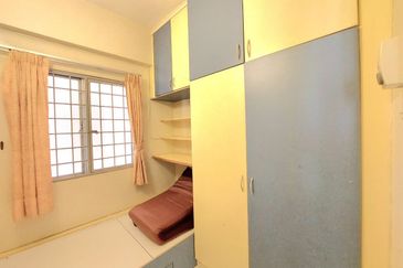 Medan Putra Condominium