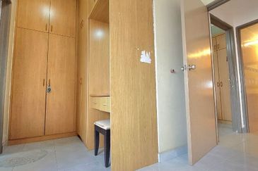 Medan Putra Condominium