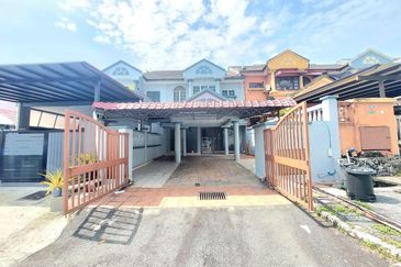 Jalan Suasana, Bandar Tun Hussein Onn