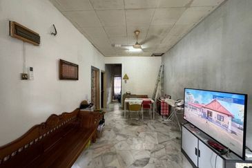 Jalan Suasana, Bandar Tun Hussein Onn