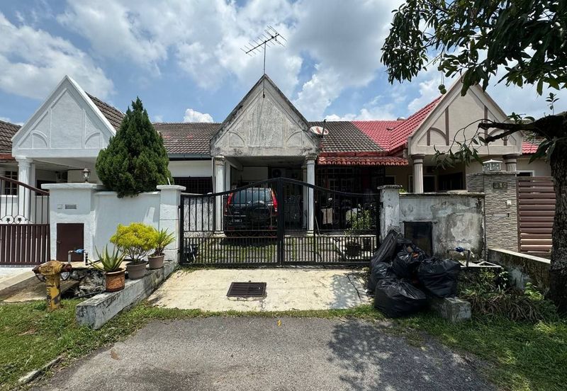 Jalan Suasana, Bandar Tun Hussein Onn