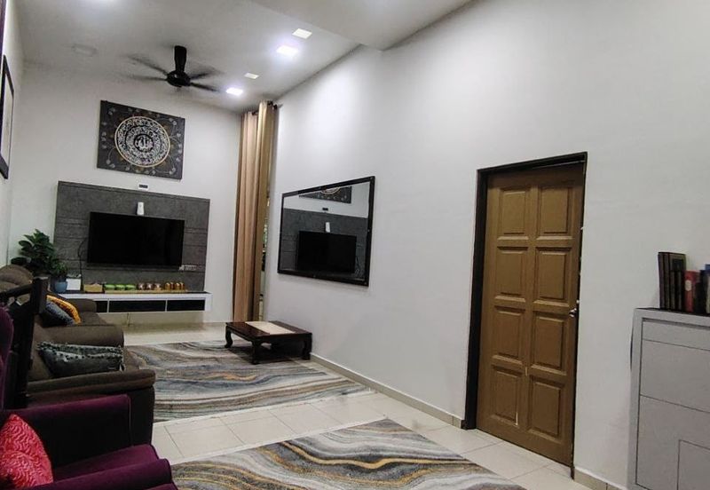 Taman Gading Bistari, Parit Raja Johor, End Lot Single Storey 