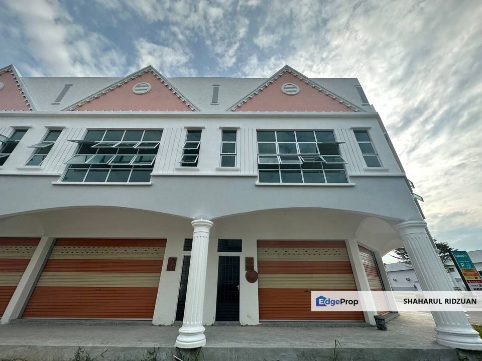 Taman Universiti Parit Raja Johor, 2 Storey Shop New Unit for Sale ...