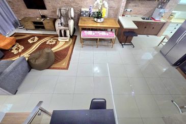 Lake Point Residence