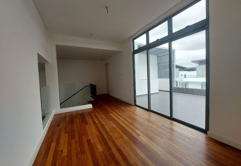 Broadleaf Residences, Hometree