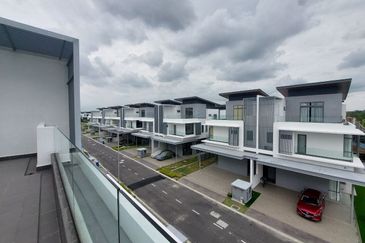 Broadleaf Residences, Hometree